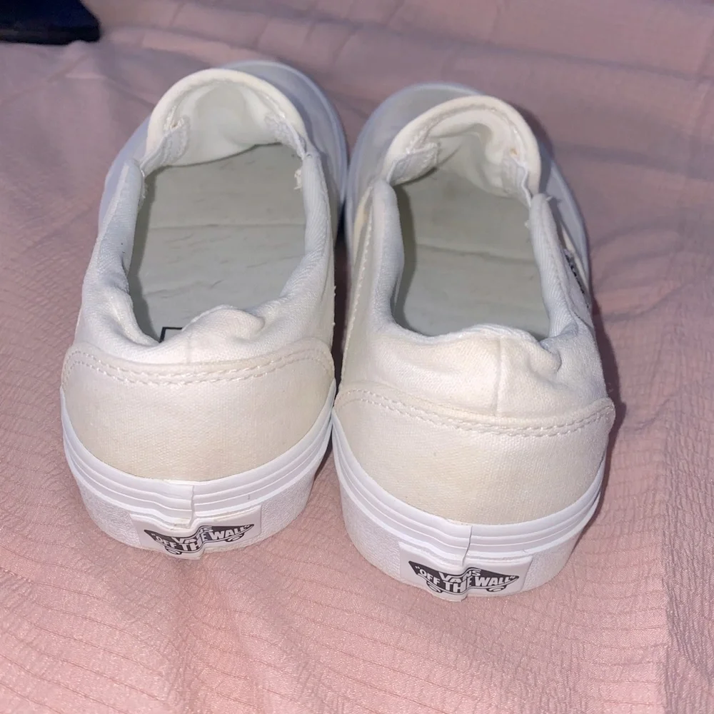 womens vans - Picture 3 of 4